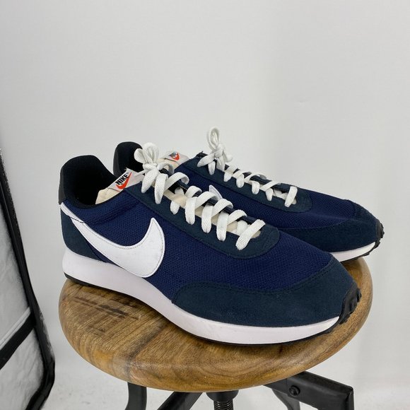 nike tailwind 79 navy blue